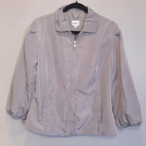 Lightweight Cropped Balloon Sleeve Jacket - Picture 9 of 16